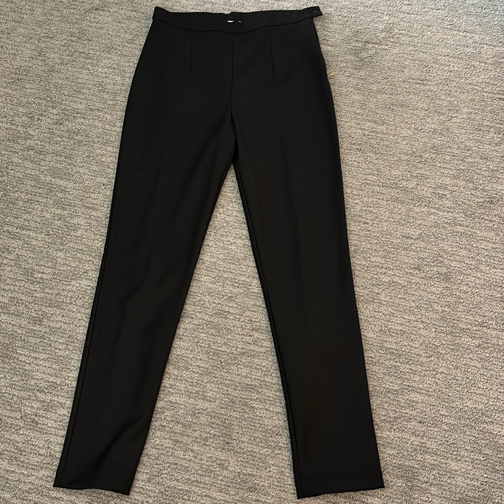 Patrizia Pepe NWOT 44 euro (Italian size) black pants